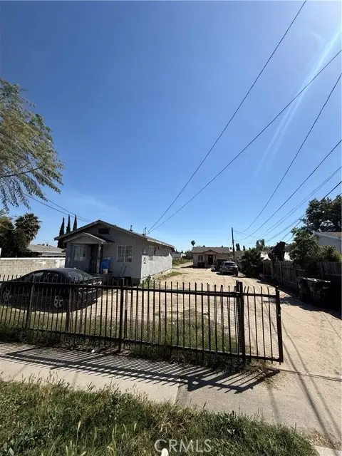 2402 126th, Compton, CA 90222