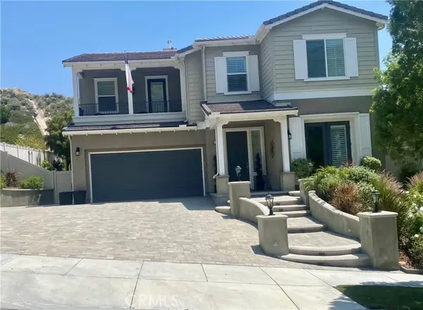 29370 Gary Drive, Canyon Country, CA 91387