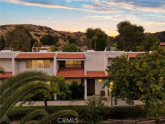 9562 Via Bernardo, Burbank, CA 91504 - #2