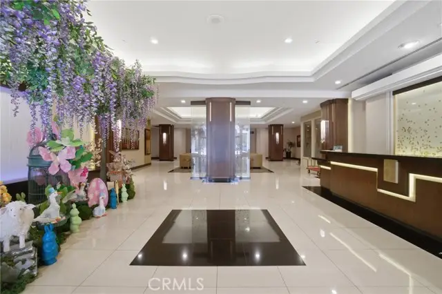 343 Pioneer  #405, Glendale, CA 91203 - #3