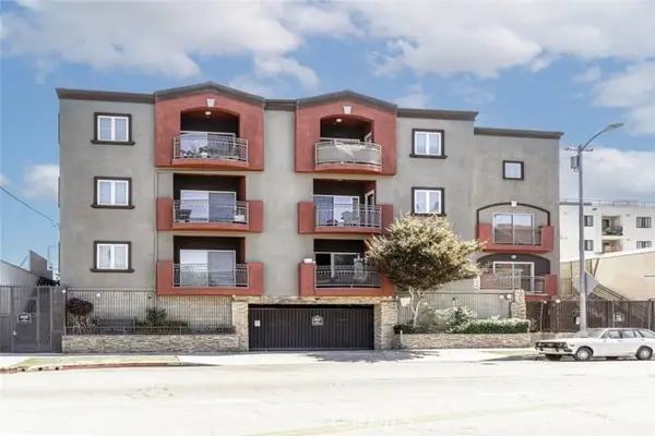 11124 Burbank Boulevard  #101, North Hollywood, CA 91601