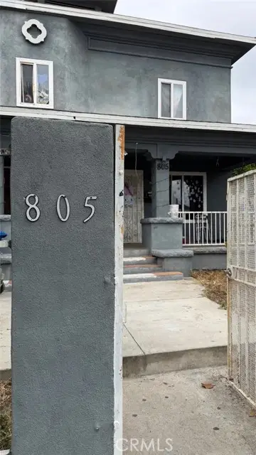 805 E 25TH ST, Los Angeles, CA 90011