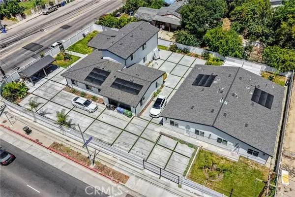 18853 Saticoy Street, Reseda, CA 91335