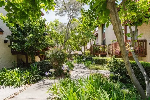 13942 Oxnard Street, Van Nuys, CA 91401