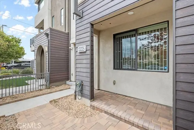 13225 Victory Blvd, Van Nuys, CA 91401 - #2
