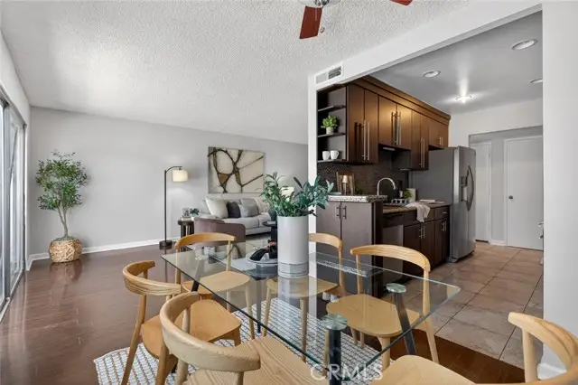 5412 Lindley Avenue  #322, Encino, CA 91316 - #1