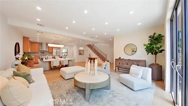 3651 Roselawn, Glendale, CA 91208