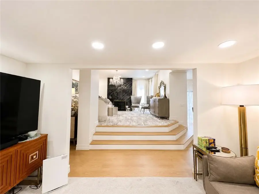 1313 Valley View  #202, Glendale, CA 91202 - #3