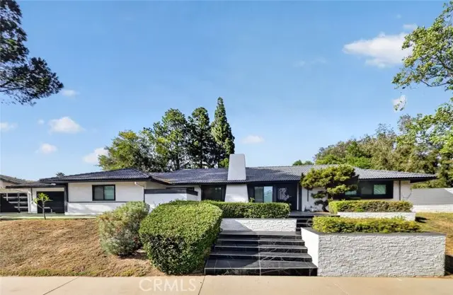 20001 Hiawatha Street, Chatsworth, CA 91311 - #1