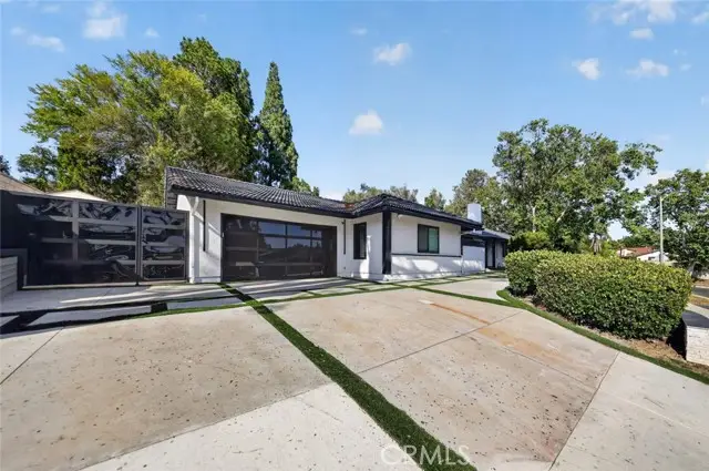 20001 Hiawatha Street, Chatsworth, CA 91311 - #2