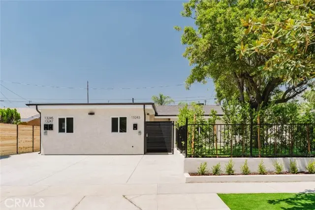 13243 Calcutta Street, Sylmar, CA 91342 - #3