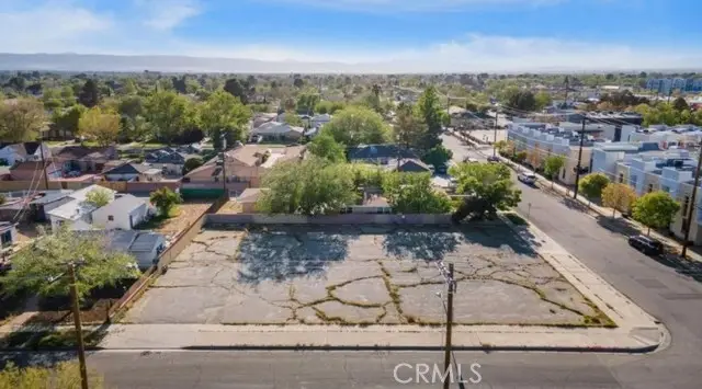 706 W Milling St, Lancaster, CA 93534 - #1