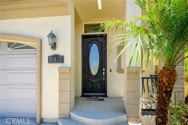 10508 Fernglen Avenue, Tujunga, CA 91042 - #2