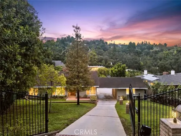 3726 Berwick Drive, La Canada Flintridge, CA 91011