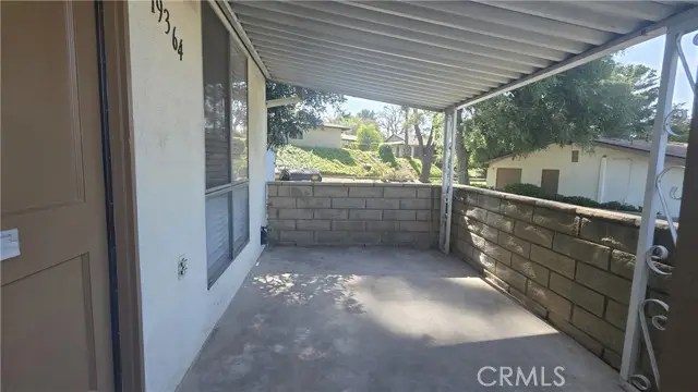19364 Avenue Of The Oaks, Newhall, CA 91321 - #3