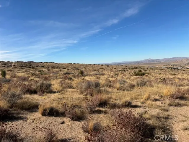 20 Luna Mountain Road, Apple Valley, CA 92308 - #1