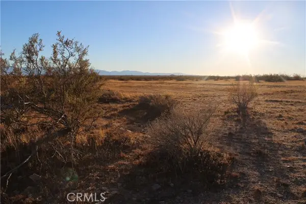 0 Cor Ave D8 Drt 215 Ste, Lancaster, CA 93535