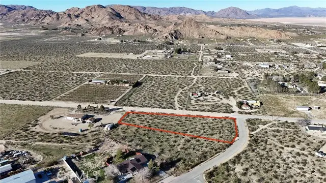 500 Clark Rd., Lucerne Valley, CA 92356 - #2