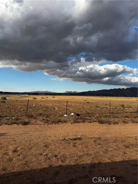 0 Thunderbird Rd, Apple Valley, CA 92307