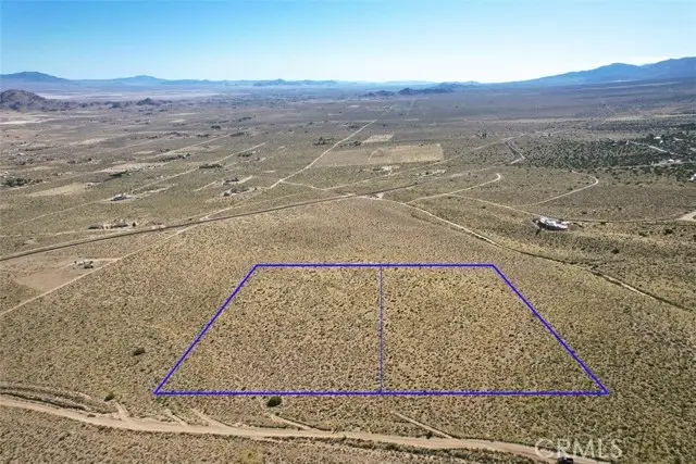 7 Joshua Road, Apple Valley, CA 92307 - #3