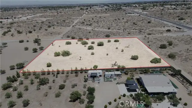 6 Mango Street, Phelan, CA 92371 - #2