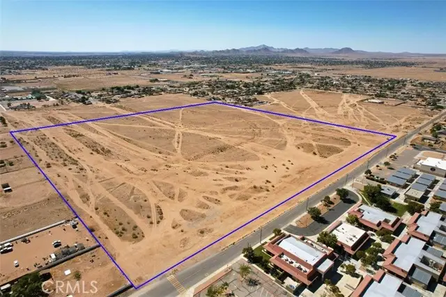 33 Mesquite Road, Apple Valley, CA 92308 - #3