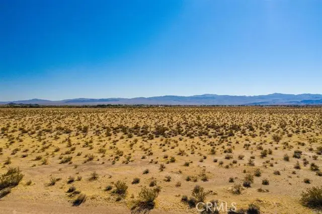 15 Cheltham Drive, Newberry Springs, CA 92365 - #3