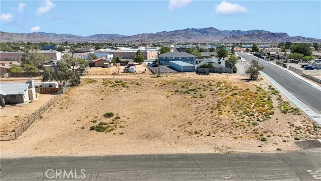 13581 Yakima Road, Apple Valley, CA 92307 - #1