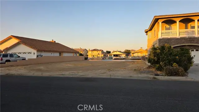 18340 Niagra Dr, Victorville, CA 92395 - #1