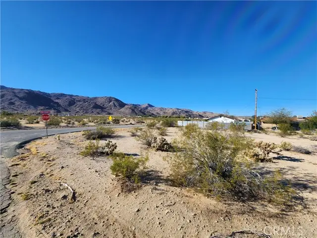 4 Juniper Avenue, Twentynine Palms, CA 92277 - #1