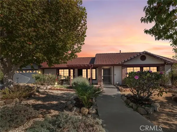 13411 Ivanpah Rd, Apple Valley, CA 92308