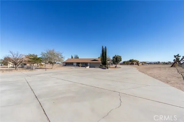 10731 Anaconda Avenue, Hesperia, CA 92344 - Image #3