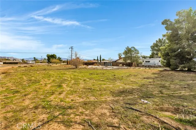 16693 Navajo, Apple Valley, CA 92307 - #2