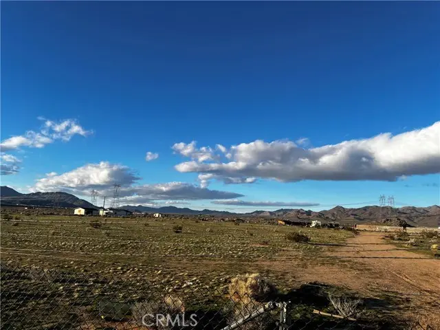 33520 Haynes, Lucerne Valley, CA 92356 - Image #2