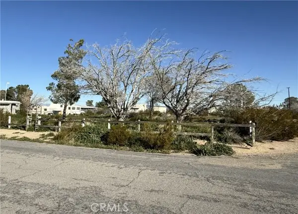26200 Cheyenne, Mojave, CA 93501