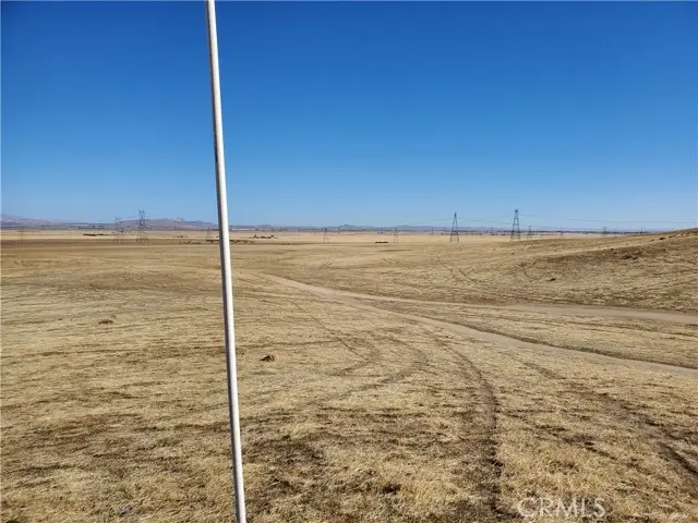 2 Ave E4 Avenue, Lancaster, CA 93536 - #3