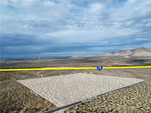 2 Apple Valley Road, Apple Valley, CA 92307