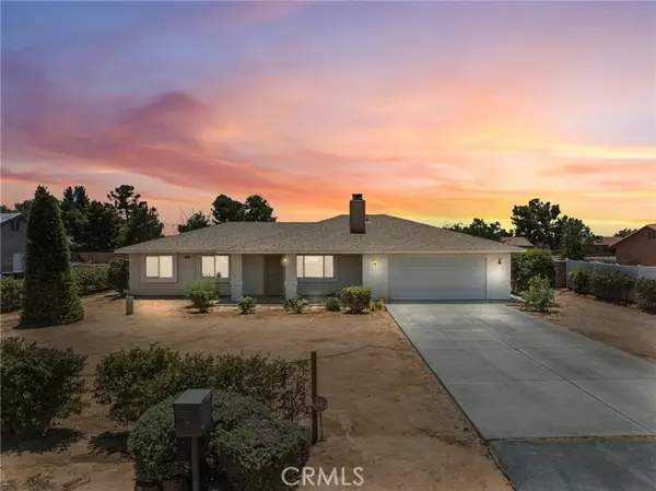 22163 Broken Lance Road, Apple Valley, CA 92307