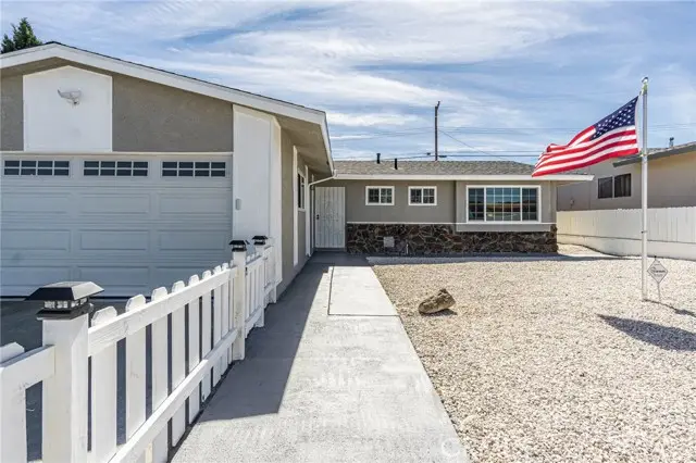 1656 Forane, Barstow, CA 92311 - #3