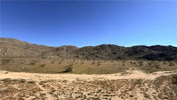 11311 La Mesa, Apple Valley, CA 92307