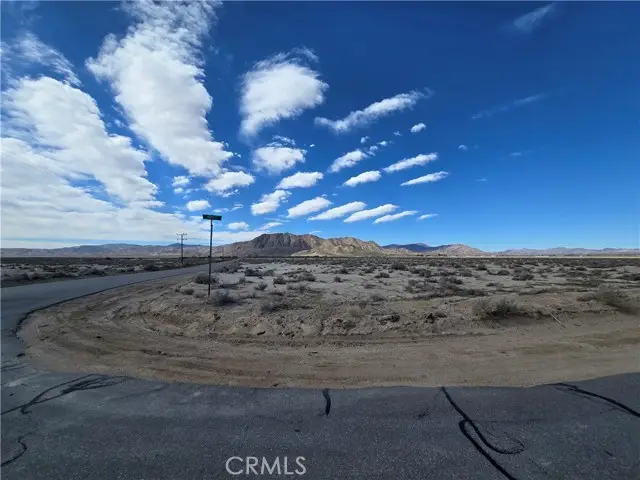 1 North Side, Lucerne Valley, CA 92356 - #1