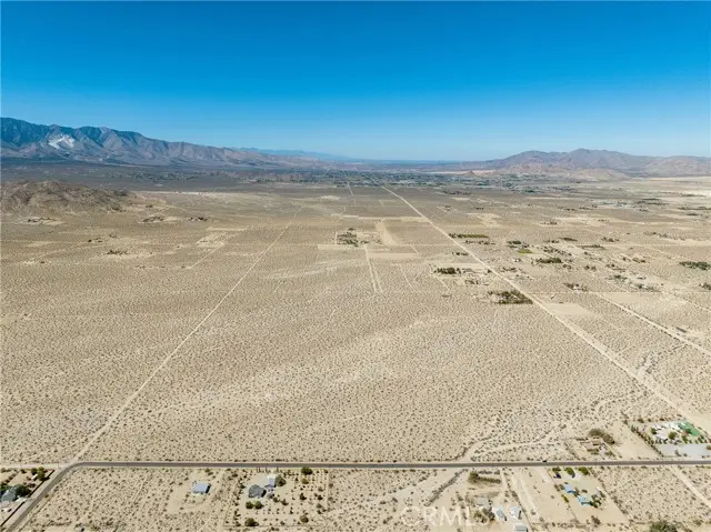 768 Visalia Avenue, Lucerne Valley, CA 92356 - #3