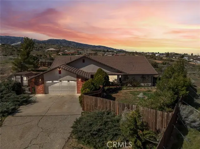 8672 Sierra Vista, Phelan, CA 92371 - #2