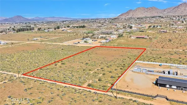 23840 Zuni, Apple Valley, CA 92307