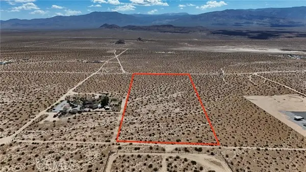 709 East End Road, Lucerne Valley, CA 92356