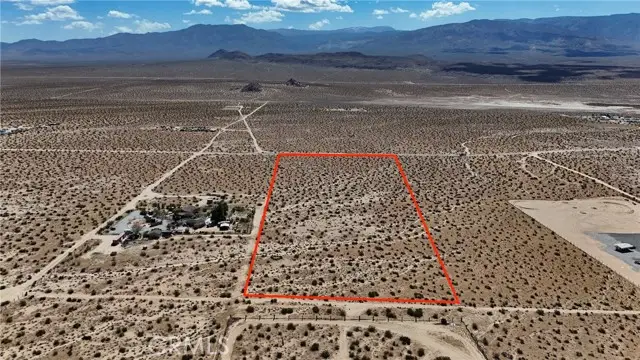 709 East End Road, Lucerne Valley, CA 92356 - #1