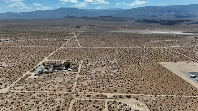 709 East End Road, Lucerne Valley, CA 92356 - #2