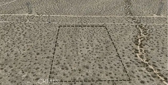 4 Victor Street, Phelan, CA 92371 - #1