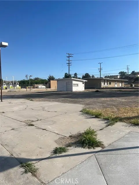 16617 D Street, Victorville, CA 92395 - #3