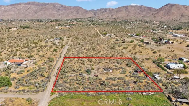 4 Lamprey Road, Apple Valley, CA 92308 - #1